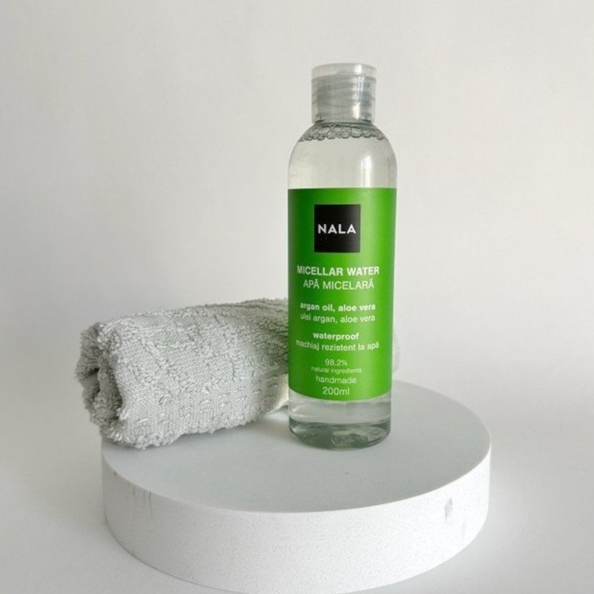 Apă Micelară machiaj rezistent la apă - Ulei de argan & Aloe Vera