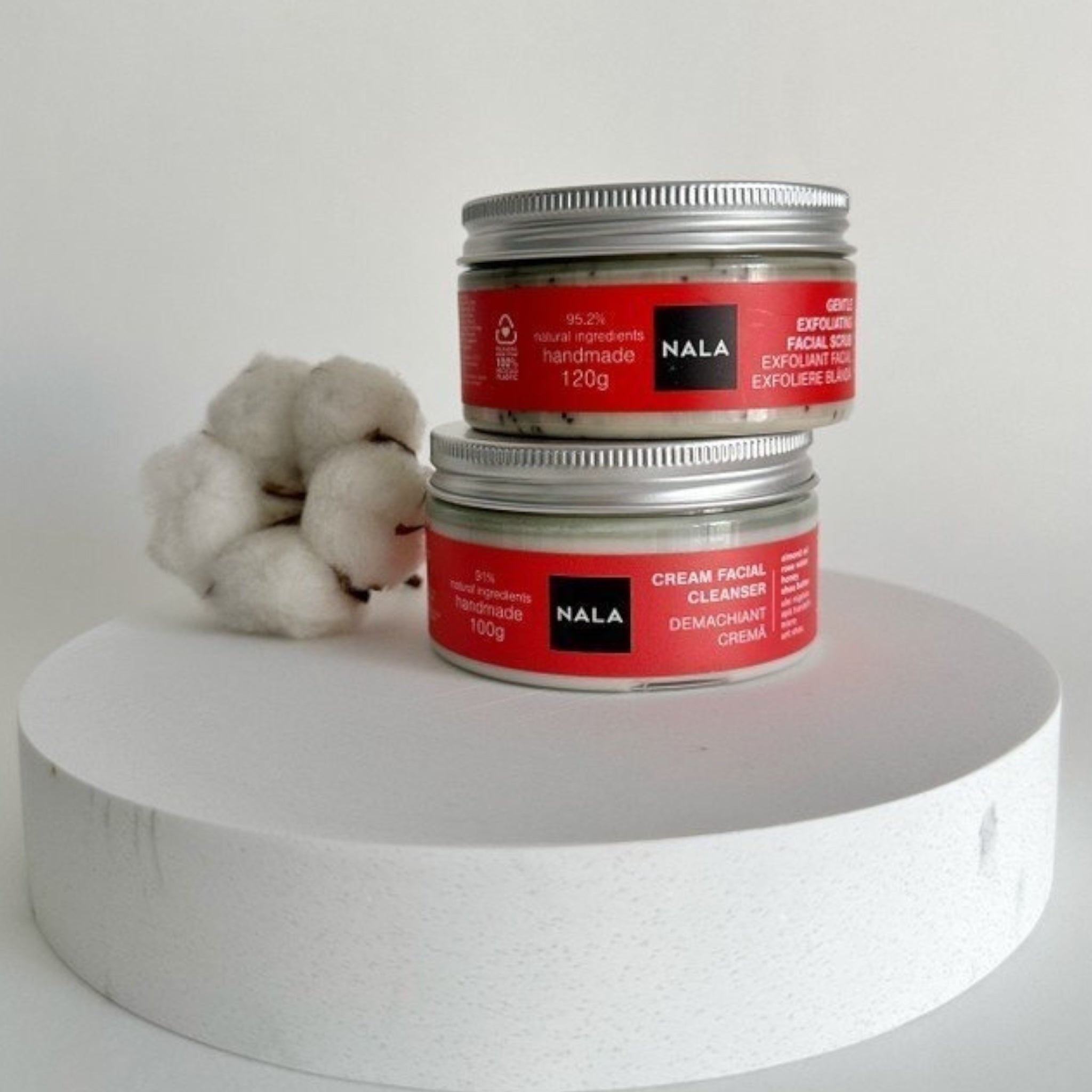 Exfoliant Facial - Exfoliere Blândă - Căpșuni & Unt Mango