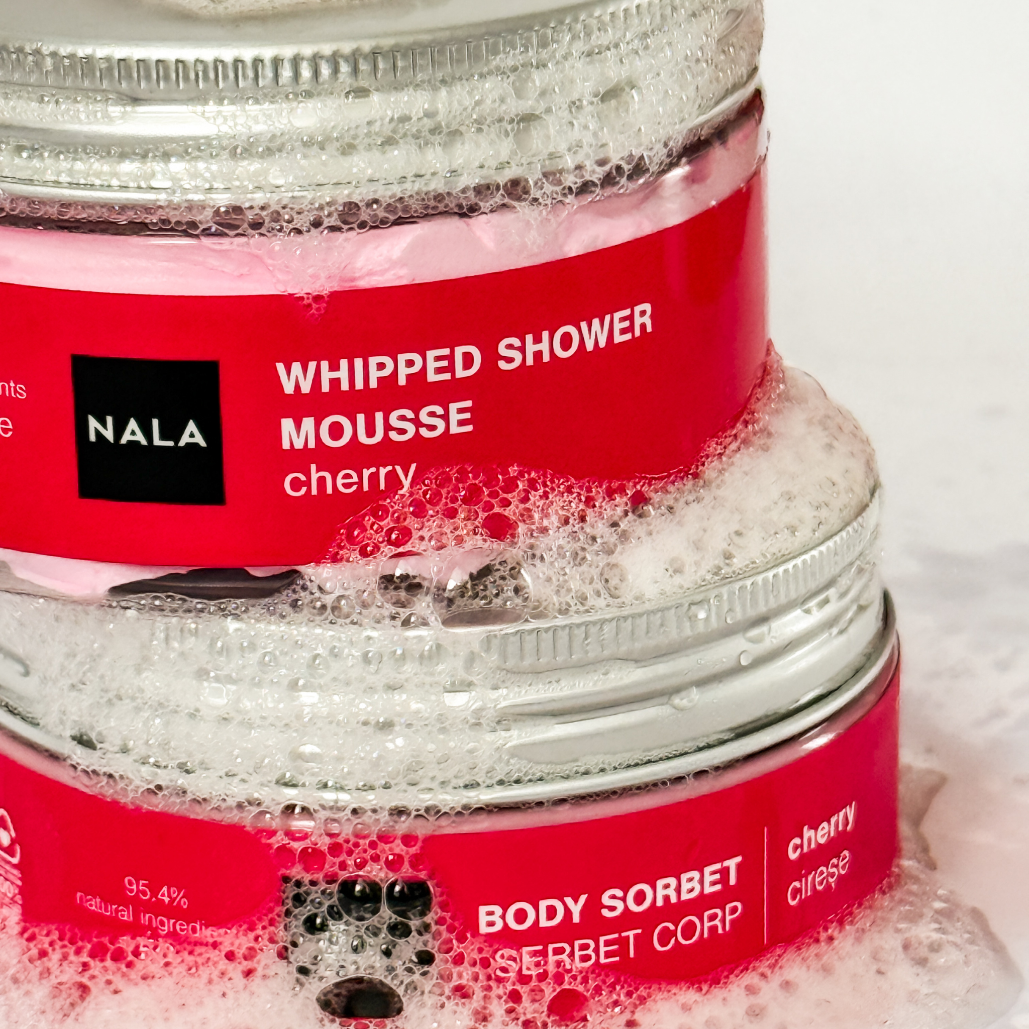 Set CADOU Hidratare și Iubire - Căpșuni &amp; Cireșe